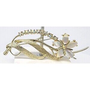 Flower Brooch Pin Mother of Pearl Aurora Borealis Crystals Gold Tone Vintage